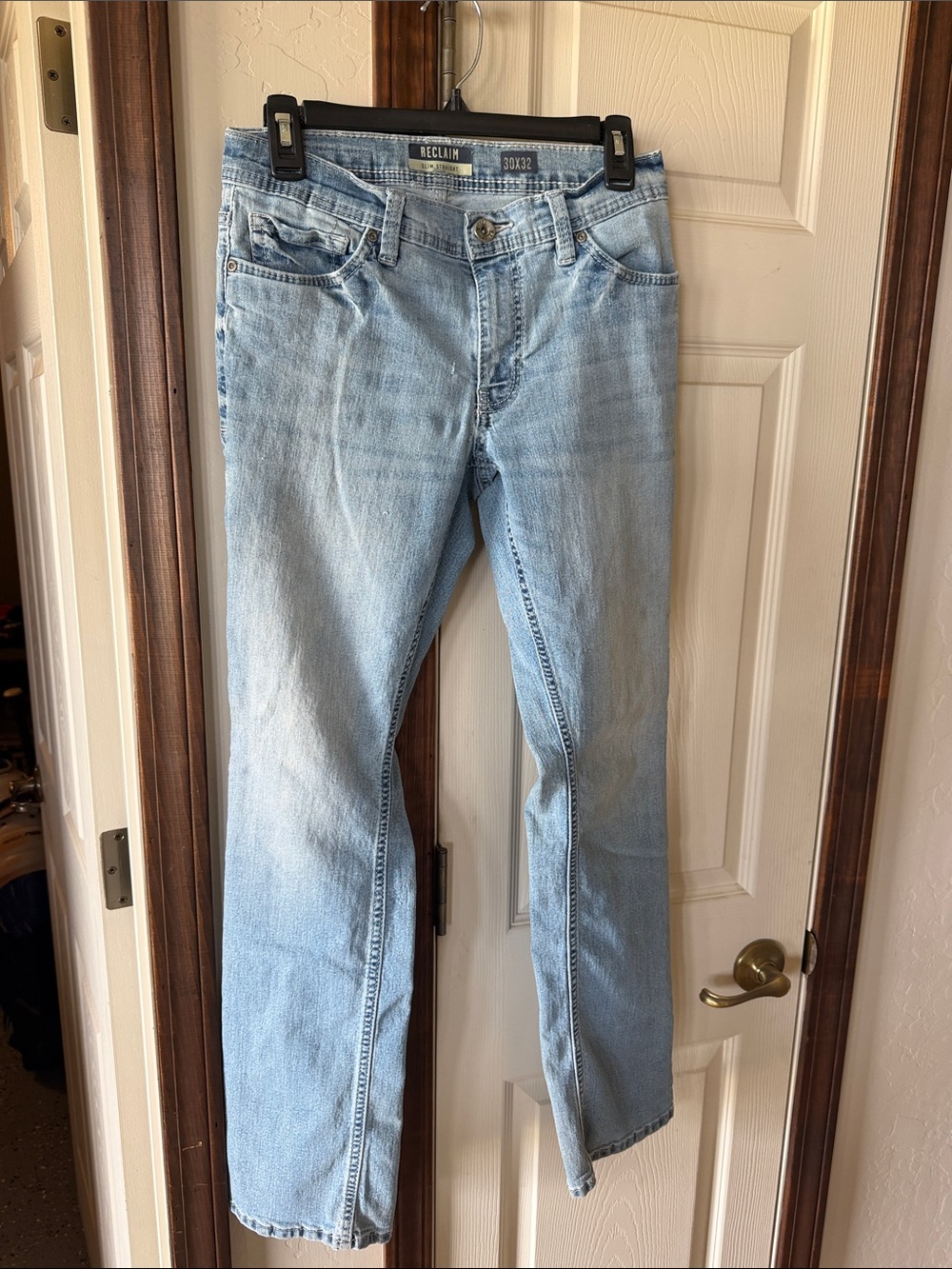 Light Blue Slim Straight 30 x 32 Men’s Jeans